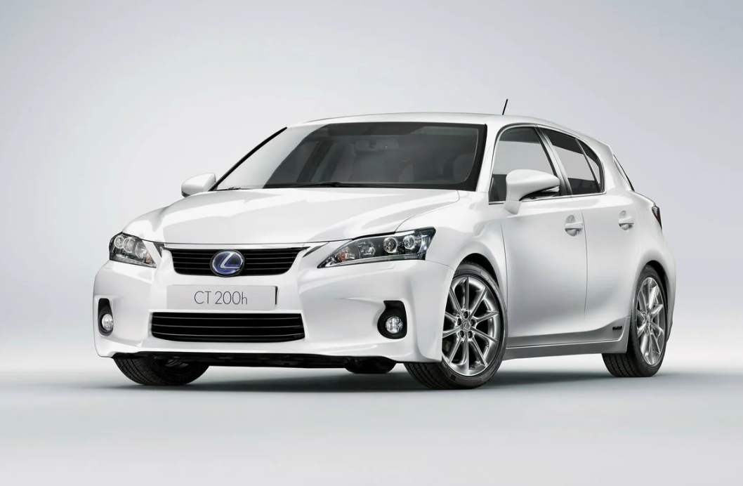 lexus-ct