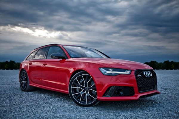 замена лобового стекла Audi RS6