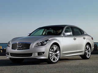Infiniti-M