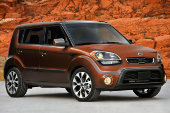 Замена стекла Kia Soul