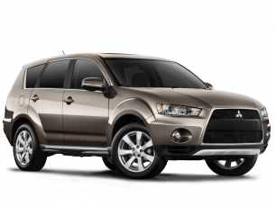 Замена стекла на Mitsubishi Outlander XL