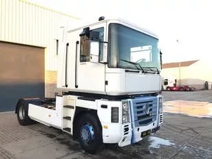 Замена стекла на Renault Magnum